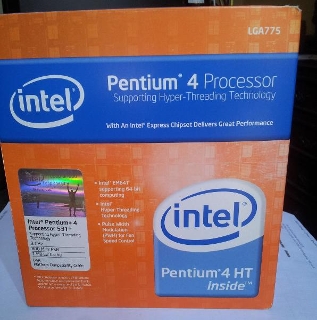 zoom immagine (Processore Intel Pentium 4 531 3.00 GHz 800 MHz)