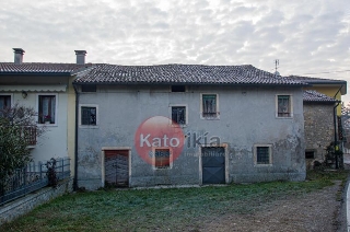 zoom immagine (Rustico 300 mq, soggiorno, zona Sovizzo - Colle)