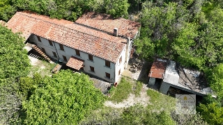 zoom immagine (Rustico 160 mq, soggiorno, 3 camere, zona Arquà Petrarca)