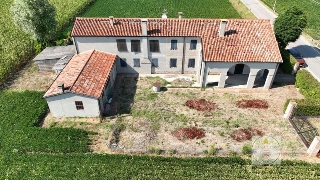 zoom immagine (Casa singola, soggiorno, zona Vighizzolo d'Este)
