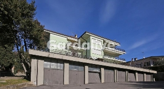 zoom immagine (Appartamento 100 mq, soggiorno, 2 camere, zona Salò - Centro)