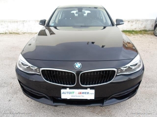 zoom immagine (BMW 320d Gran Turismo)