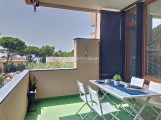 zoom immagine (Appartamento 83 mq, soggiorno, 2 camere, zona Pineta di Arenzano)