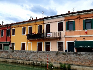 zoom immagine (Casa a schiera 170 mq, zona Battaglia Terme - Centro)