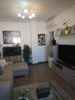 zoom immagine (Appartamento 130 mq, soggiorno, 2 camere, zona Sogliano Cavour - Centro)