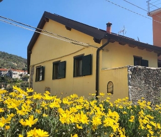 zoom immagine (Casa a schiera 191 mq, soggiorno, 4 camere, zona Sant'Ermete)