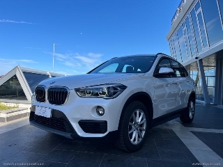zoom immagine (BMW X1 sDrive18d Business)