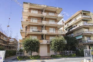 zoom immagine (Appartamento 40 mq, 1 camera, zona Pietra Ligure - Centro)