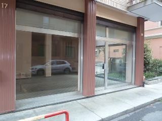 zoom immagine (Negozio 60 mq, zona Casale Monferrato)